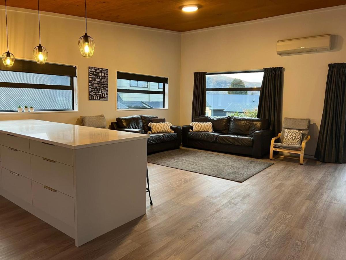 The Bach Villa Lake Tekapo Exterior photo
